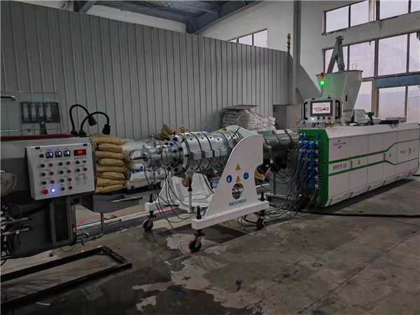 Tha loidhne eas-tharraing pìob PVC-O a’ dèanamh deuchainn soirbheachail ann an Polytime Machinery - Suzhou Polytime Machinery Co., Ltd.